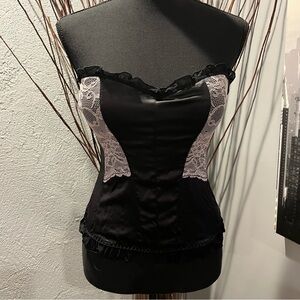 🌸BLUSH BLACK AND PINK LACE CORSET SIZE LARGE🌸